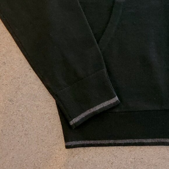 Club Monaco Extra Fine Merino Wool Zip-up Hoodie - Picture 3 of 8